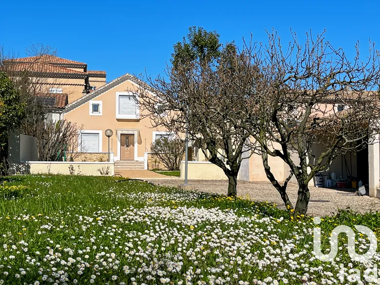 Maison 5 pièces 130 m² · à Pont-Saint-Esprit · 130 m² · 295 000 €