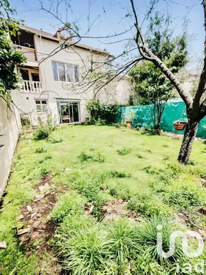 House at Bondy (93140)