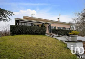 House at Léognan (33850)