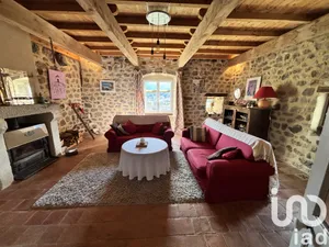 Maison de campagne à Vals-les-Bains (07600)