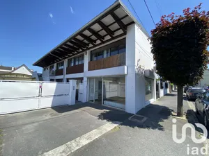 Building at Villeparisis (77270)