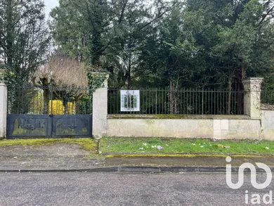 Building plot at Samoreau (77210)