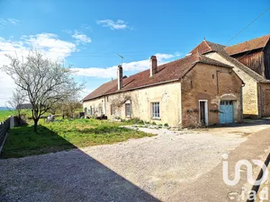 Village house at Bay (70150)