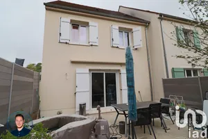 Maison à Houdan (78550)
