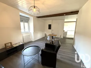 Apartment at Chalonnes-sur-Loire (49290)