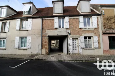 Apartment in Champeaux (77720)