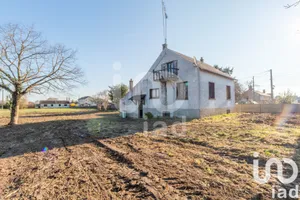 House at Quiers-sur-Bezonde (45270)