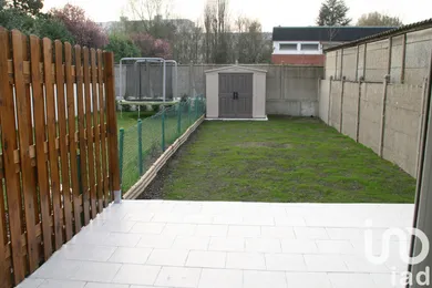 Building at Villeneuve-d'Ascq (59650)