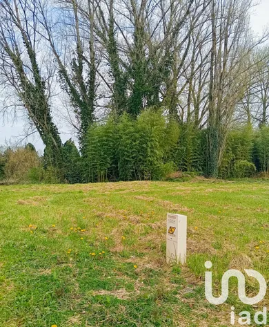 Terrain à bâtir à Albefeuille-Lagarde (82290)