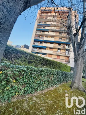 Apartment in Antony (92160)