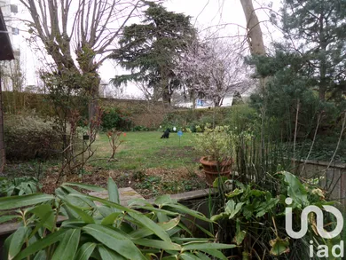 House at Le Mans (72000)