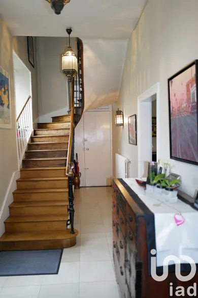 House at Le Mans (72000)