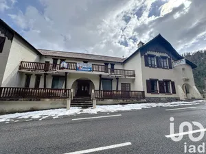 Building in Valdeblore (06420)