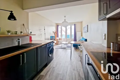 Apartment in Suresnes (92150)