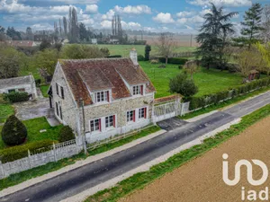 Maison de campagne à Pécy (77970)