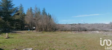 Land at Saint-Christol (84390)