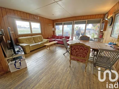 Barge in Villeneuve-la-Garenne (92390)