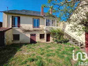 Traditional house in Gien (45500)