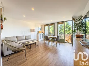 Apartment at Marly-le-Roi (78160)