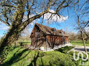 House at lacave (46200)