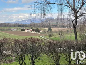Appartement à Saint-Genix-les-Villages (73240)