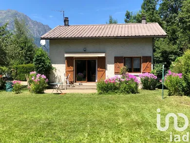 House at Le Bourg-d'Oisans (38520)