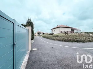 House at Cubnezais (33620)