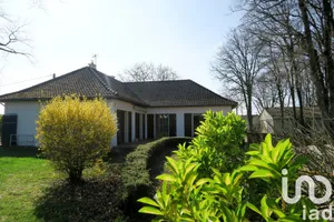 Traditional house at Sèvres-Anxaumont (86800)