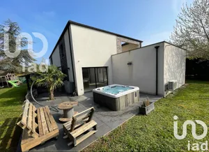 Maison d'architecte à Servon (77170)