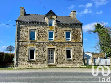 House at PLEMY (22150)