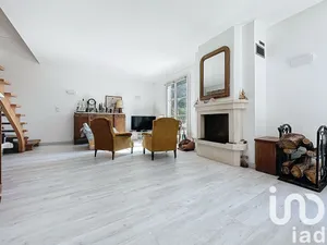 Traditional house in Perthes (77930)