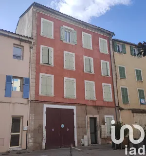 Building at Solliès-Pont (83210)