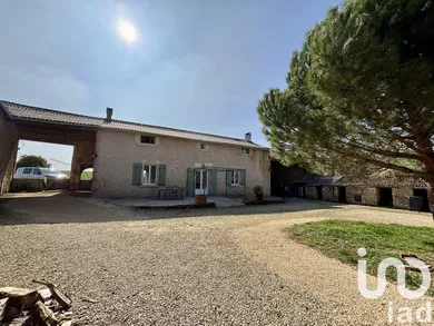 House at Marnes (79600)