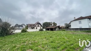 Building plot in Pau (64000)