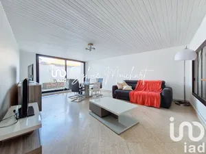 Appartement à Le Mesnil-Saint-Denis (78320)