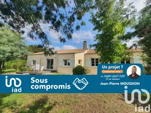 Traditional house at Le Champ-Saint-Père (85540)