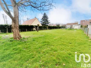 Building plot at Montcourt-Fromonville (77140)
