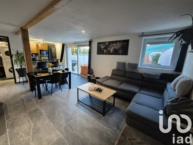 Appartement à Saint-Jeoire-Prieuré (73190)