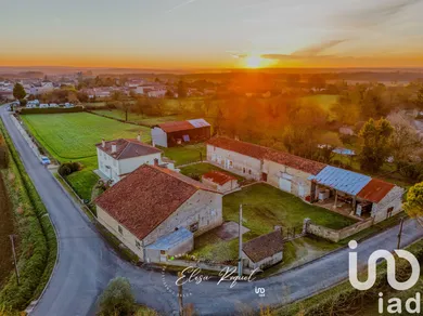Maison traditionnelle à Raix (16240)