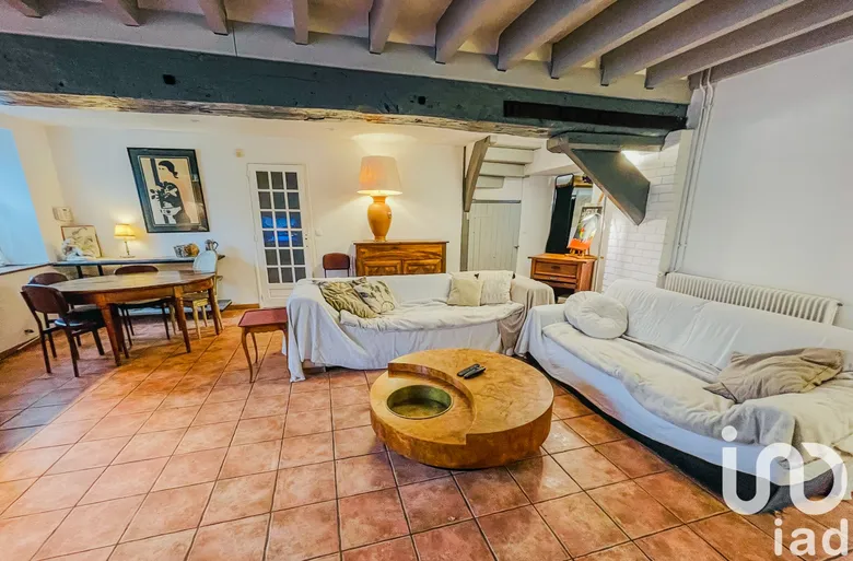 Maison 8 pièces 230 m² · à Villeneuve-le-Comte · 230 m² · 490 000 €