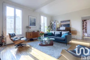 Apartment at La Garenne-Colombes (92250)