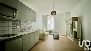 Apartment in Levallois-Perret (92300)