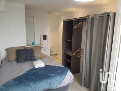 Apartment at Champs-sur-Marne (77420)