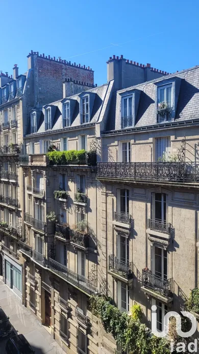 Apartment at Paris (75018)