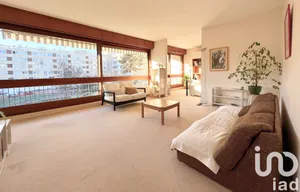 Apartment at Le Plessis-Robinson (92350)
