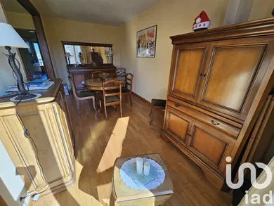 Apartment in L'Isle-Adam (95290)