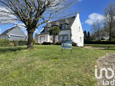 House in Pluméliau (56930)