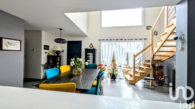 Maison à Rouillon (72700) — 2/18