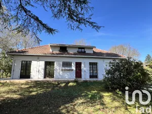 Traditional house at Le Pian-Médoc (33290)