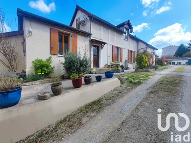 House at Saint-André-les-Vergers (10120)